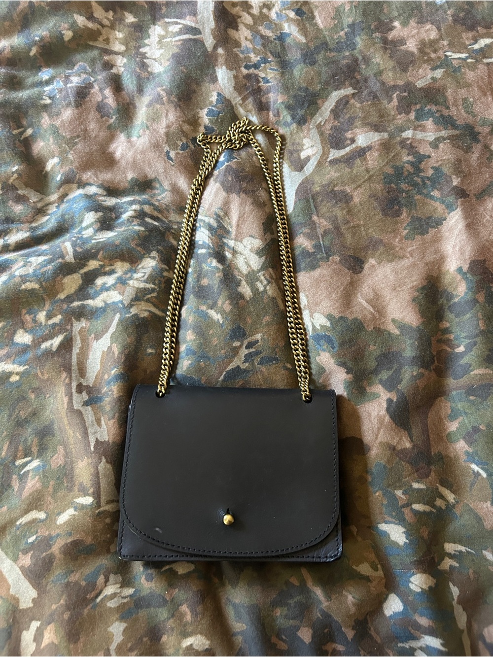 Madewell Transport Wallet on a Chain